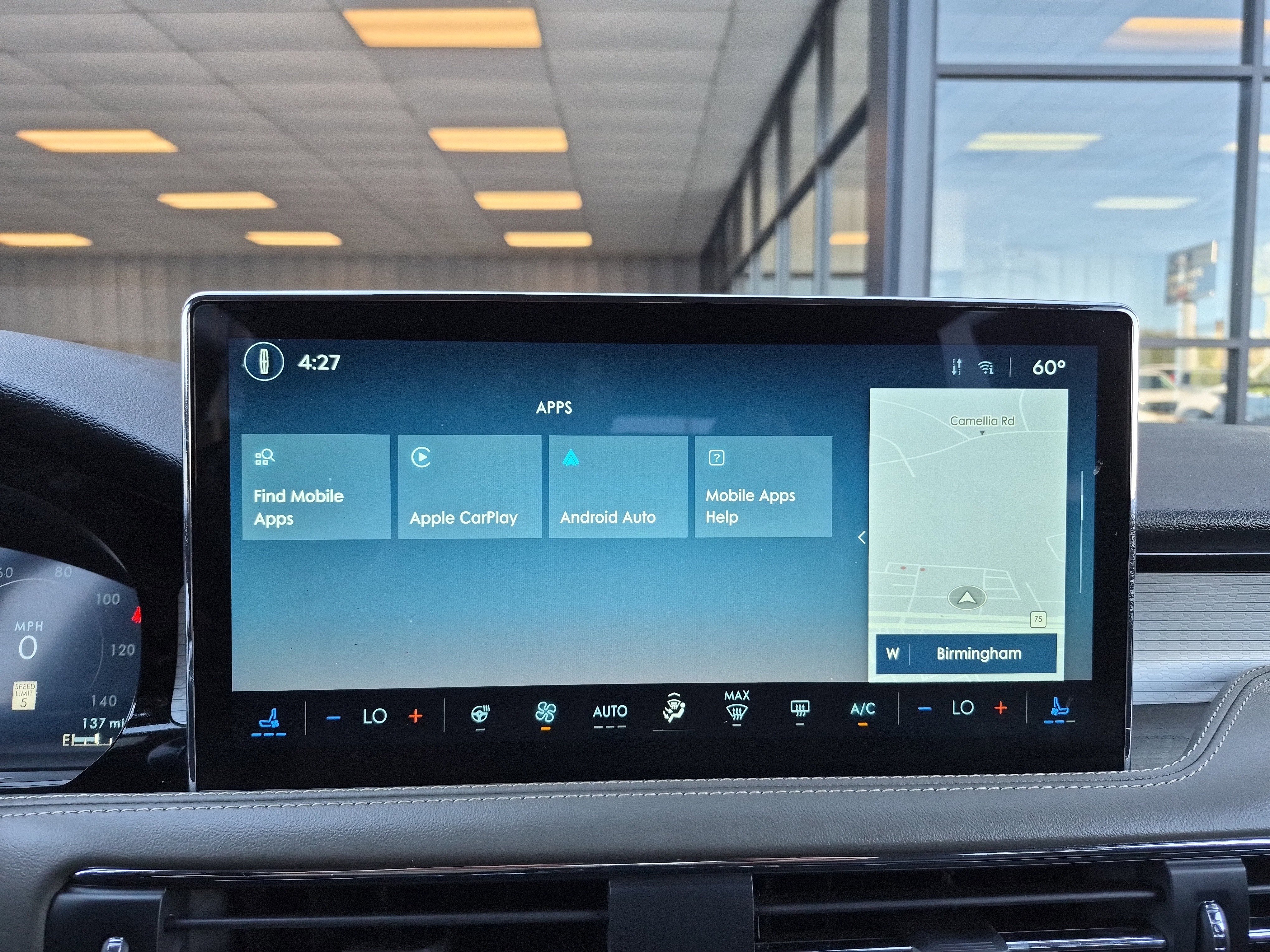 Used 2025 Lincoln Corsair Reserve w/ Towing Package image 35