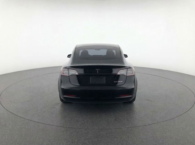 Used 2021 Tesla Model 3 Performance image 7