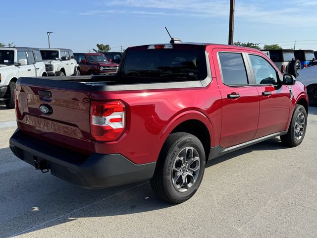 Used 2025 Ford Maverick XLT w/ Equipment Group 301A AWD/4WD image 8