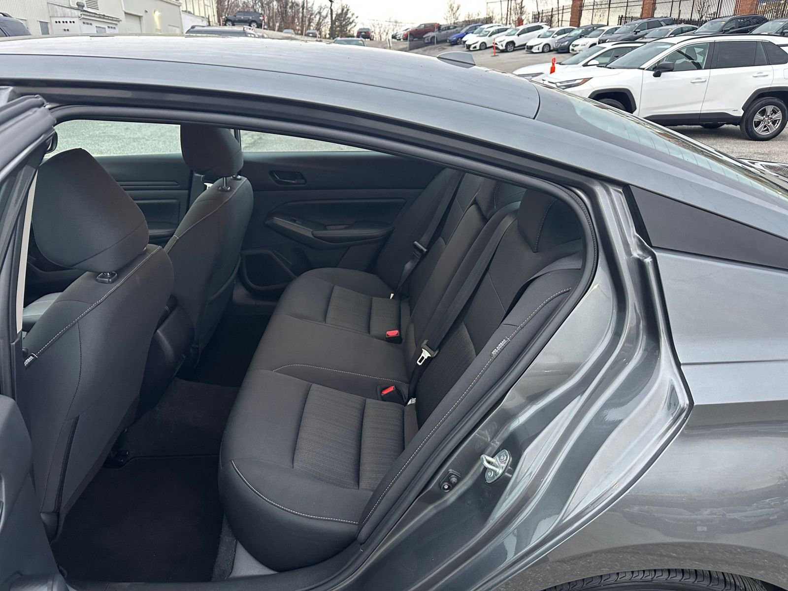 Used 2025 Nissan Altima 2.5 SV image 24