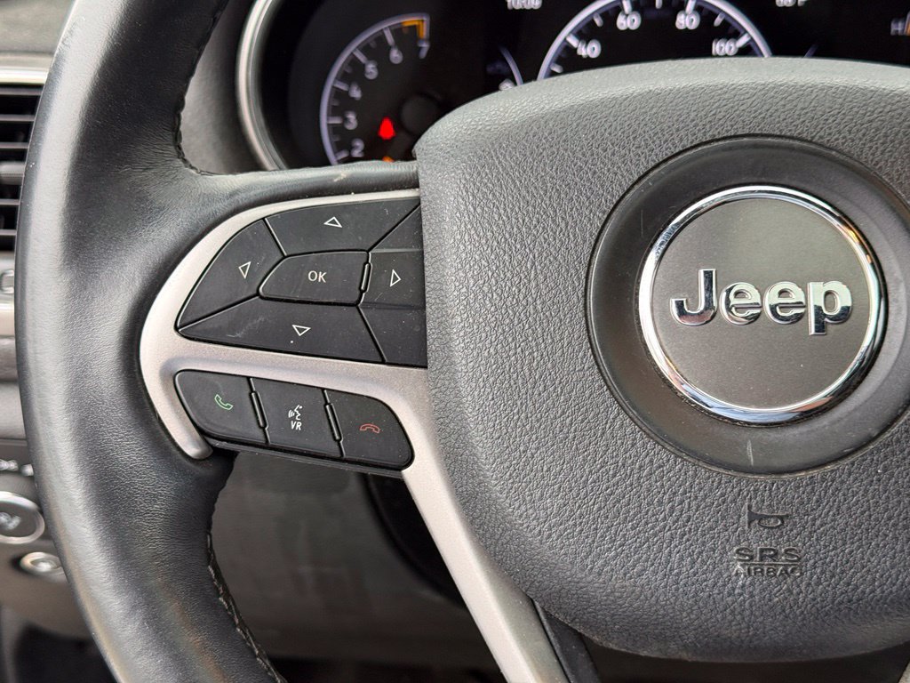 Used 2018 Jeep Grand Cherokee Altitude AWD/4WD image 15