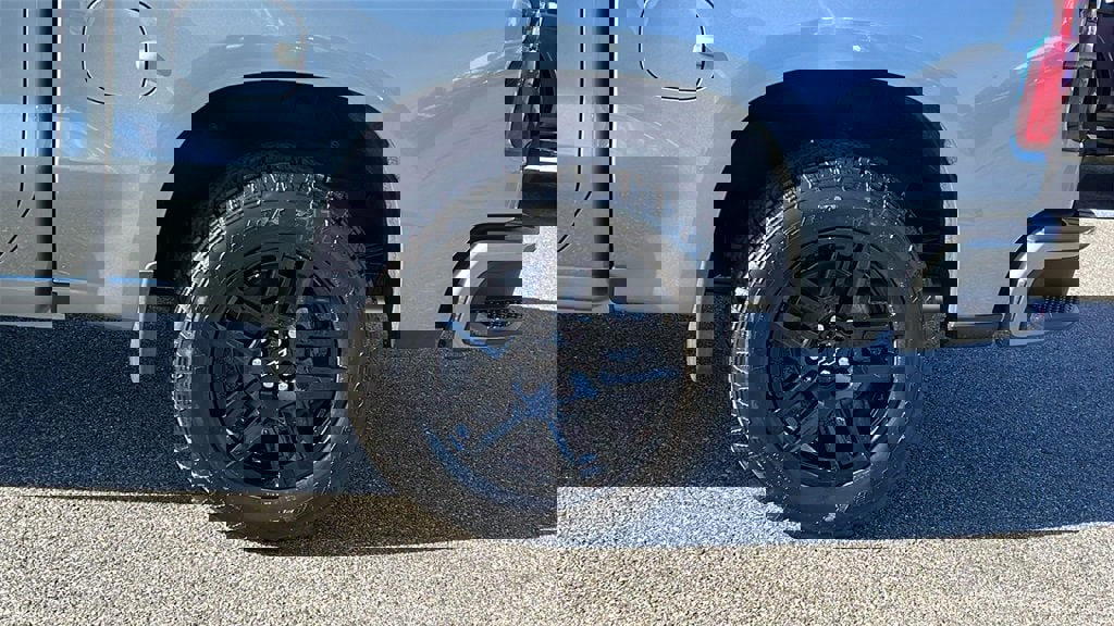 New 2026 Chevrolet Silverado 1500 RST w/ RST All Star Premium Package image 9