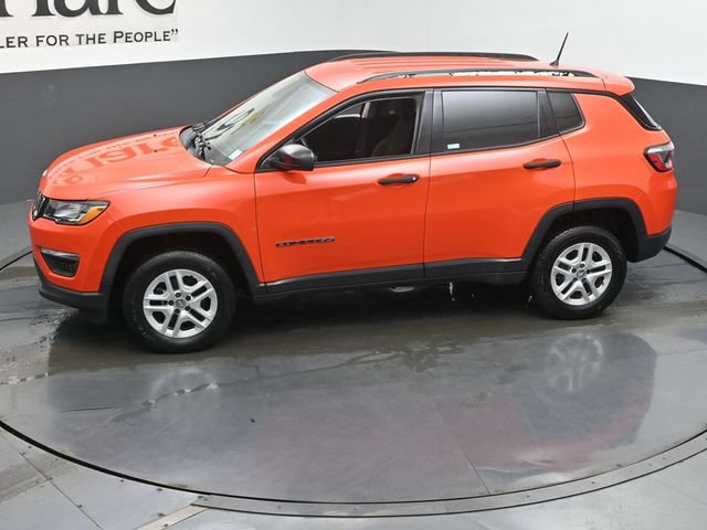 Used 2018 Jeep Compass Sport w/ Cold Weather Group AWD/4WD image 58