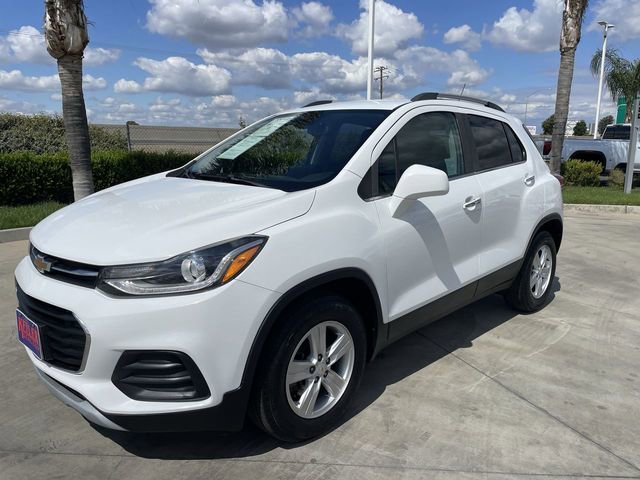 Used 2020 Chevrolet Trax LT w/ LT Convenience Package FWD image 4