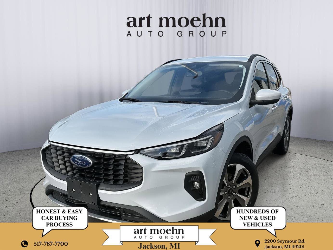 Used 2025 Ford Escape Platinum image 1