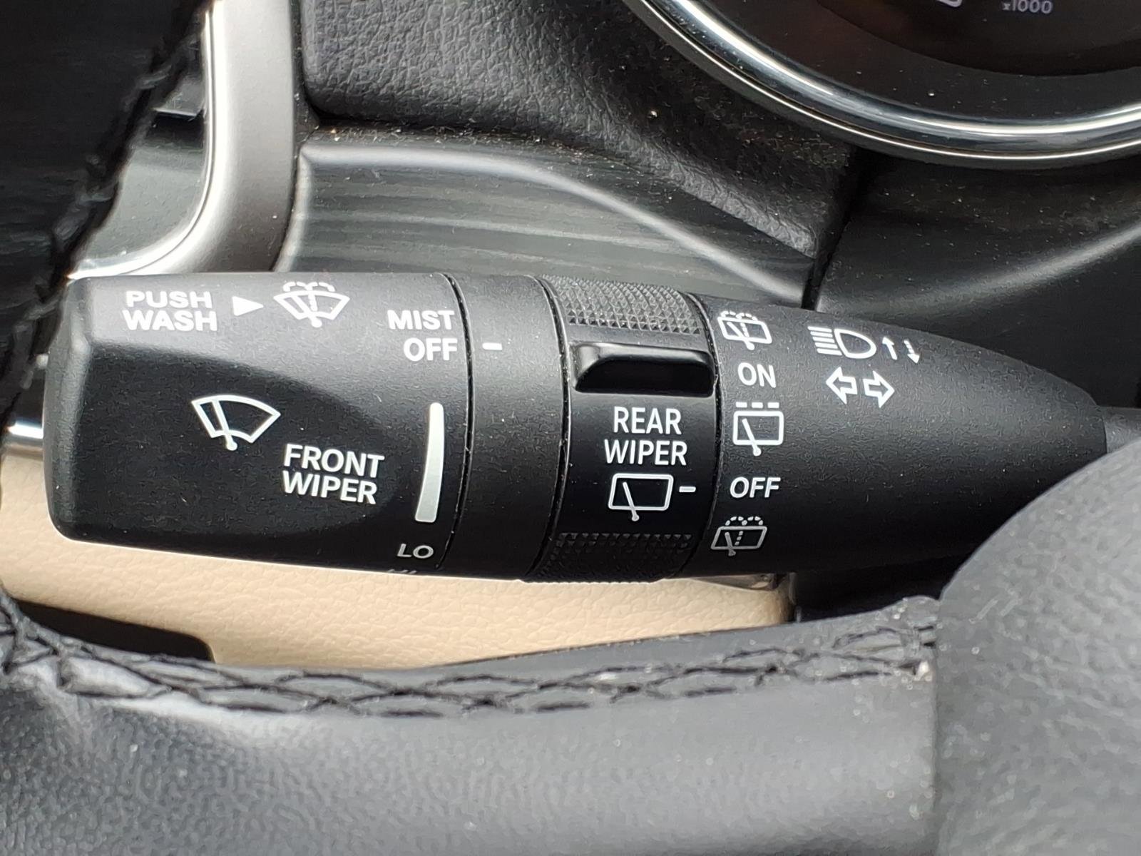 Used 2021 Jeep Grand Cherokee Limited AWD/4WD image 19