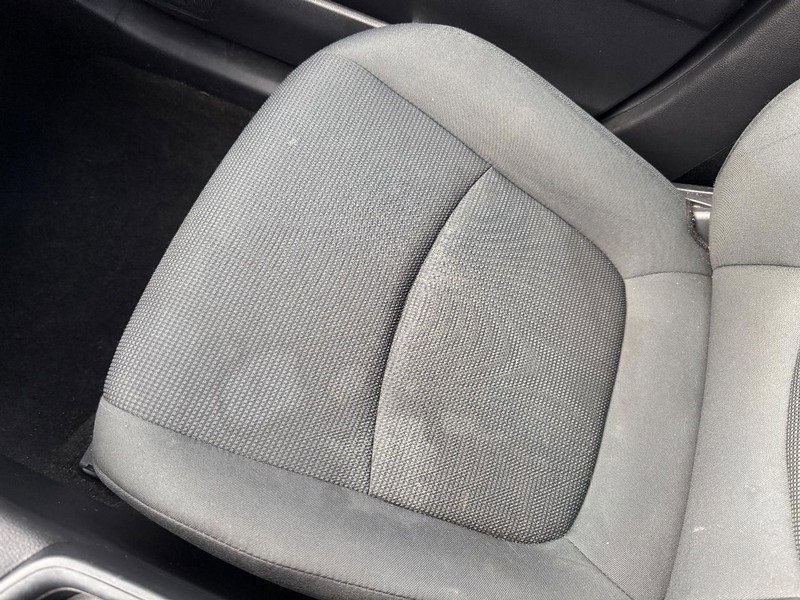 Used 2020 Toyota RAV4 LE w/ Carpet Mat Package image 27