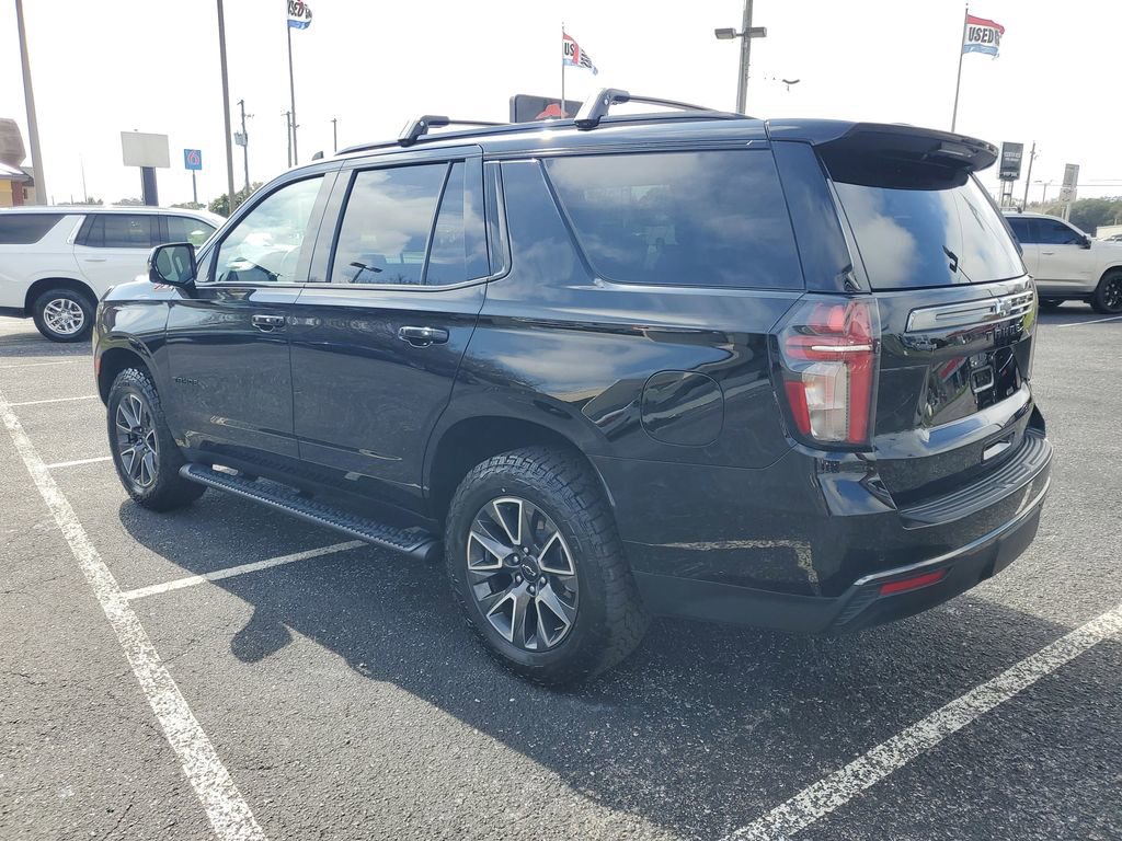 Used 2022 Chevrolet Tahoe Z71 w/ Luxury Package image 3