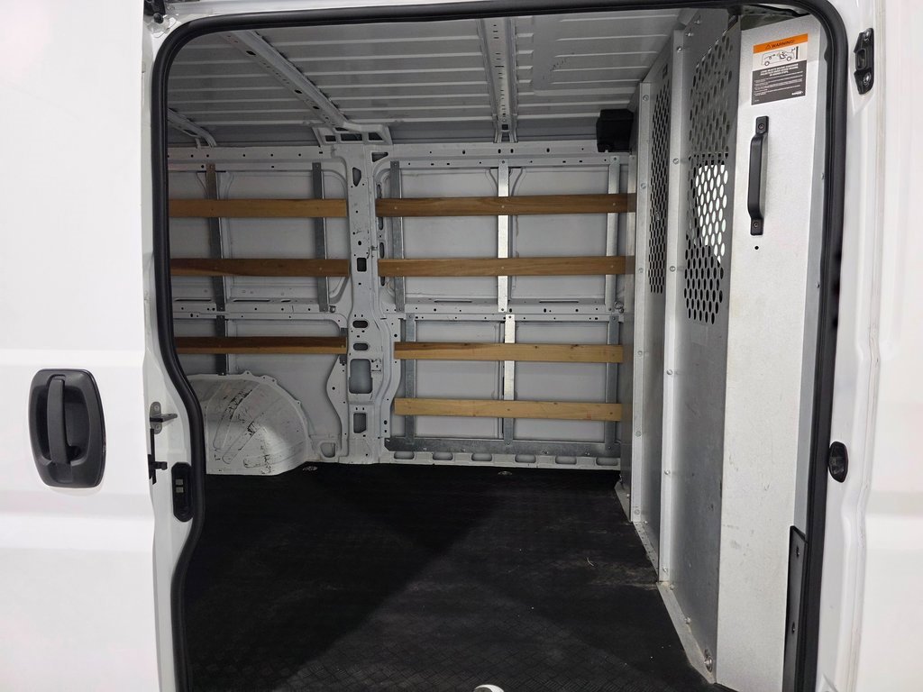 Used 2023 RAM ProMaster 2500 image 20