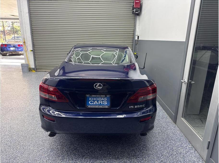 Used 2011 Lexus IS 250C RWD image 4