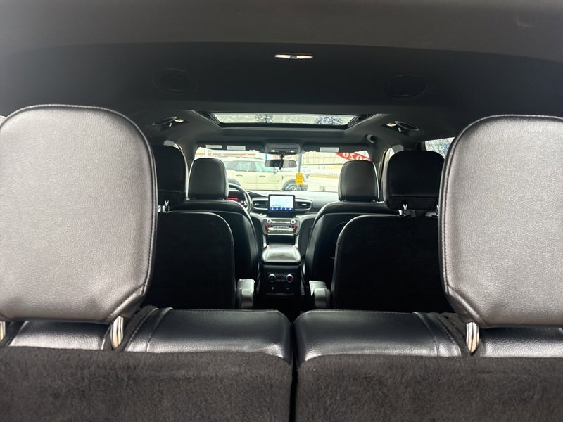 Used 2020 Ford Explorer XLT w/ Equipment Group 202A image 13