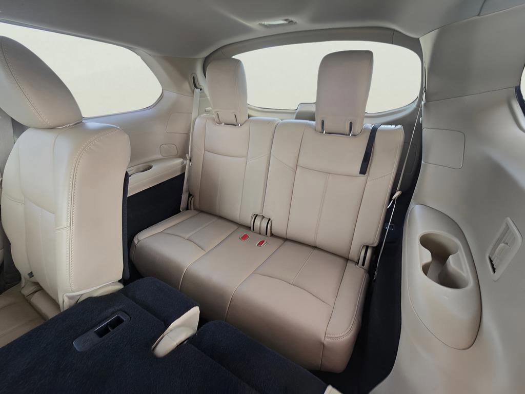 Used 2019 Nissan Pathfinder SL FWD image 54