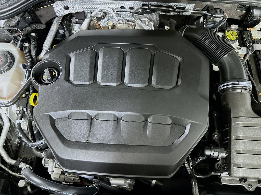 Used 2024 Volkswagen GTI SE image 7