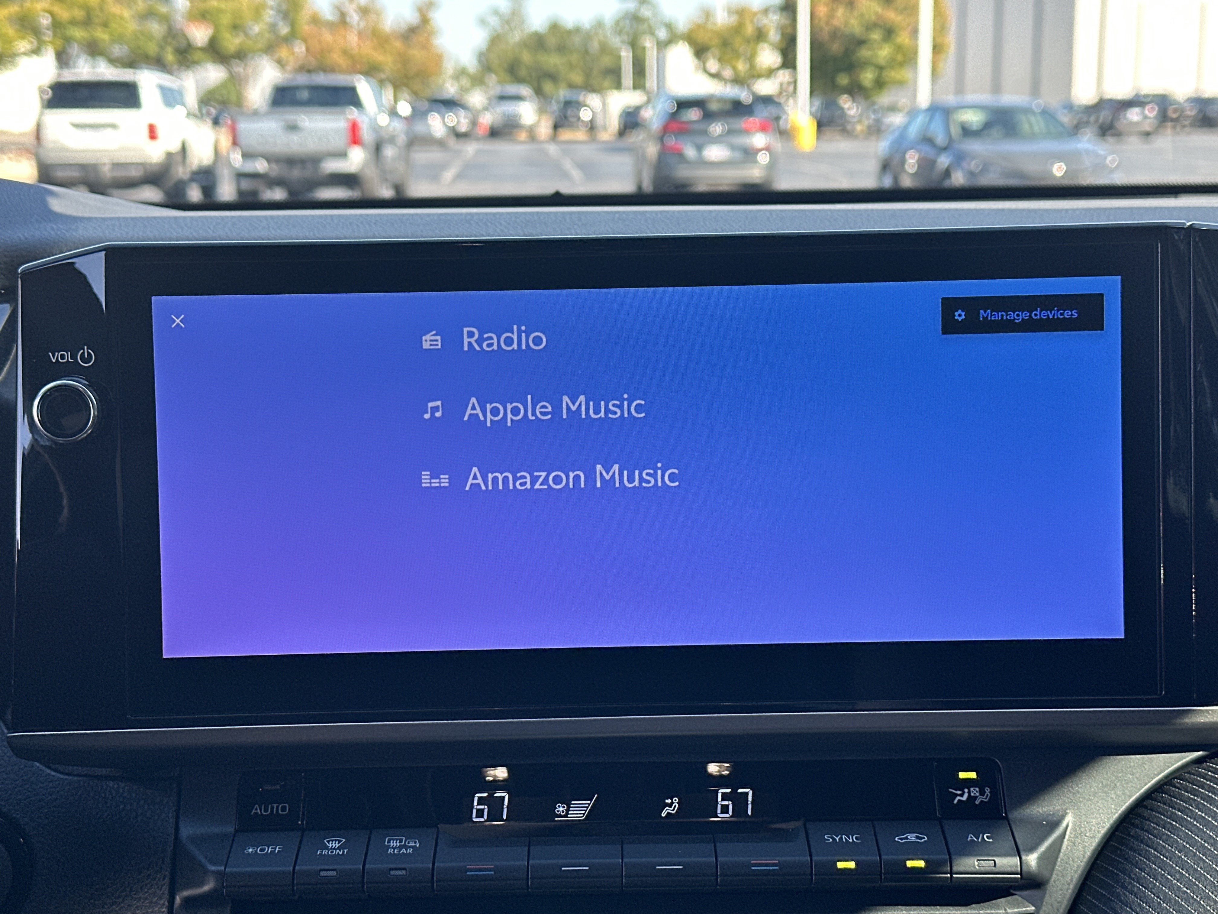 Used 2026 Toyota Camry Hybrid w/ Multimedia Upgrade Package FWD image 23