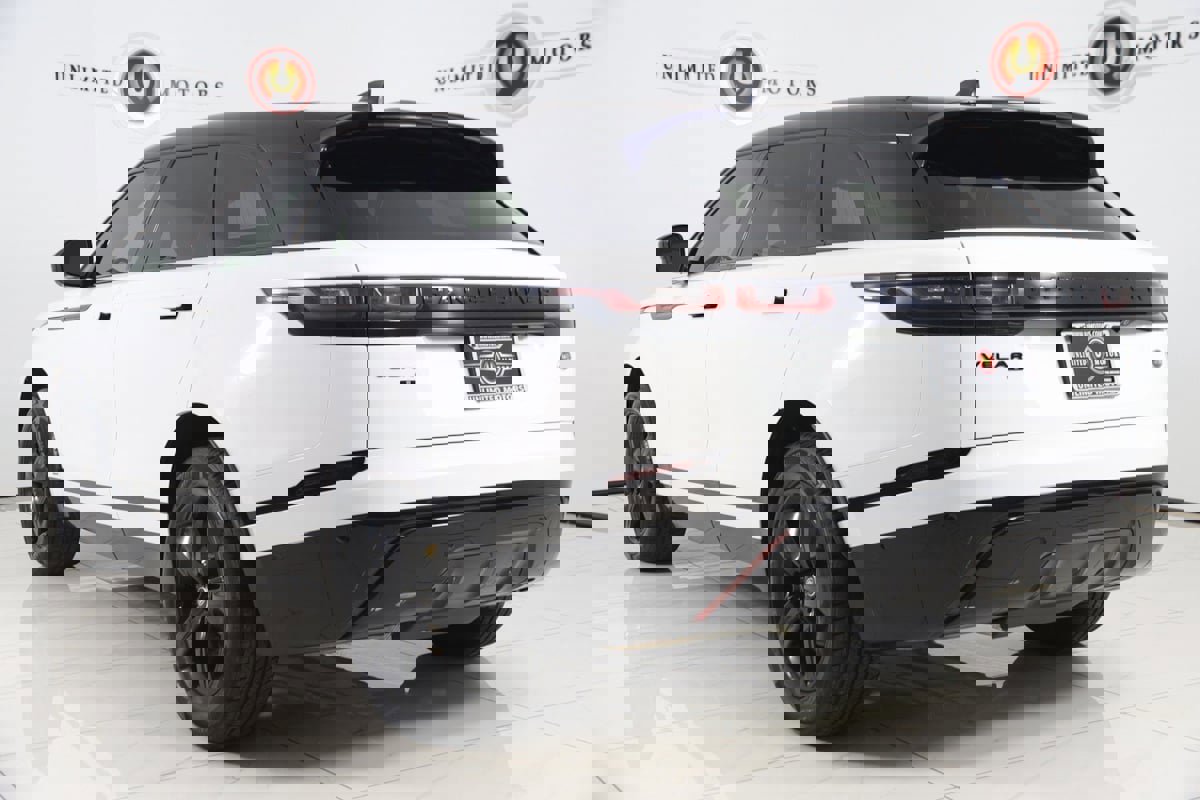 Used 2021 Land Rover Range Rover Velar R-Dynamic S image 4
