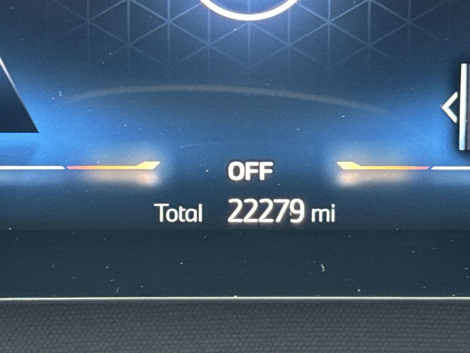 Used 2023 BMW 760i xDrive image 19