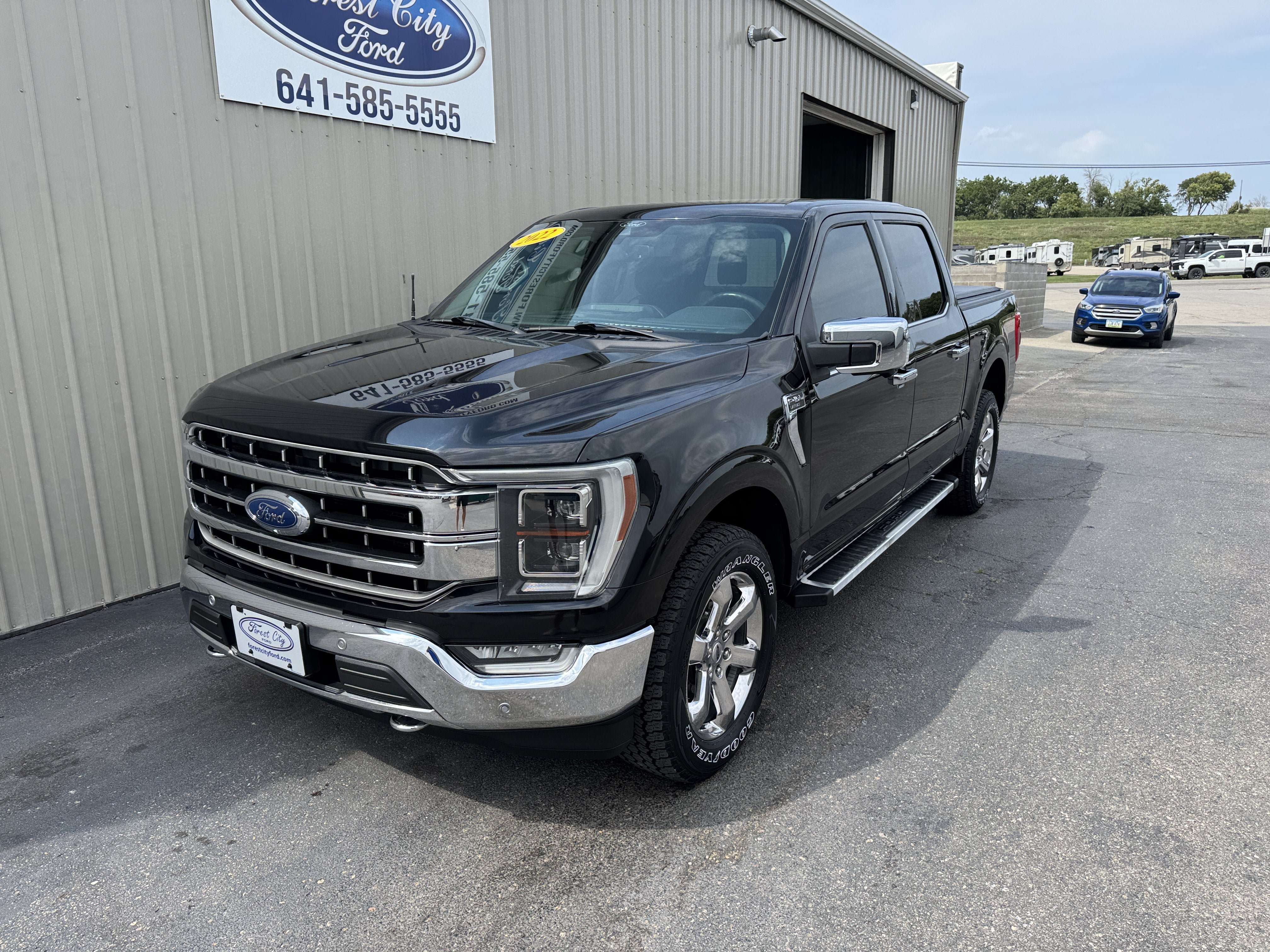 Used 2022 Ford F150 Lariat w/ Equipment Group 502A High AWD/4WD image 2