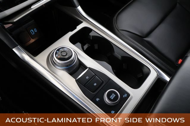 Used 2024 Ford Explorer XLT w/ Equipment Group 202A AWD/4WD image 29