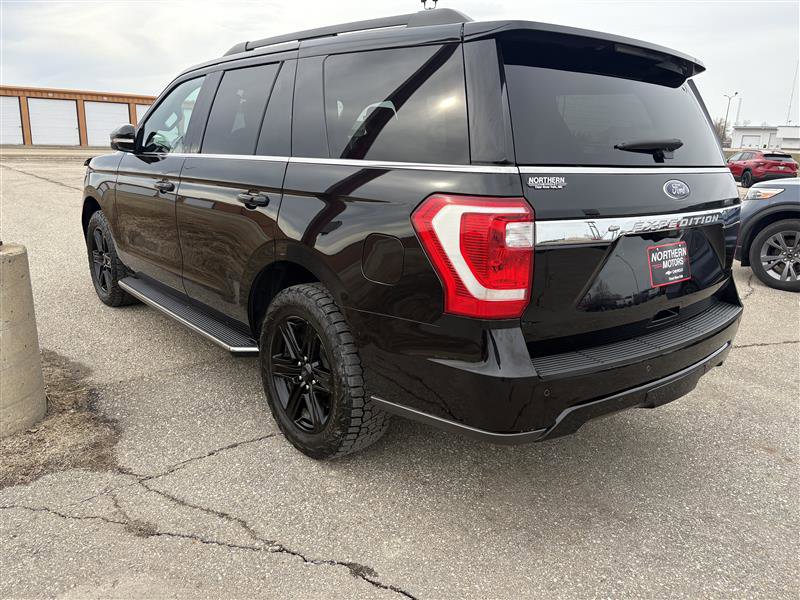Used 2021 Ford Expedition XLT AWD/4WD image 4