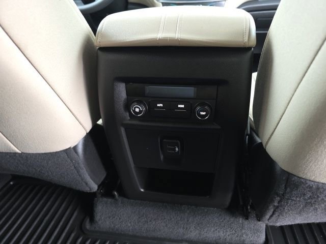 Used 2023 Chevrolet Traverse LS image 14