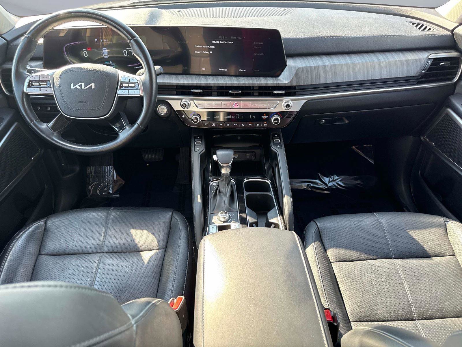 Used 2024 Kia Telluride EX w/ EX Captain's Chair Package image 21