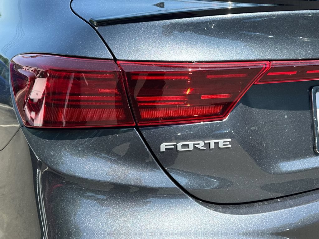 Certified 2023 Kia Forte GT-Line w/ GT-Line Technology Package FWD image 12