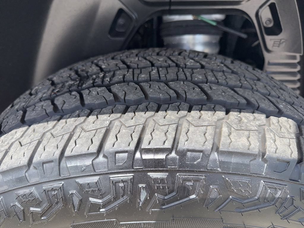 Used 2024 GMC Hummer EV 3X AWD/4WD image 33