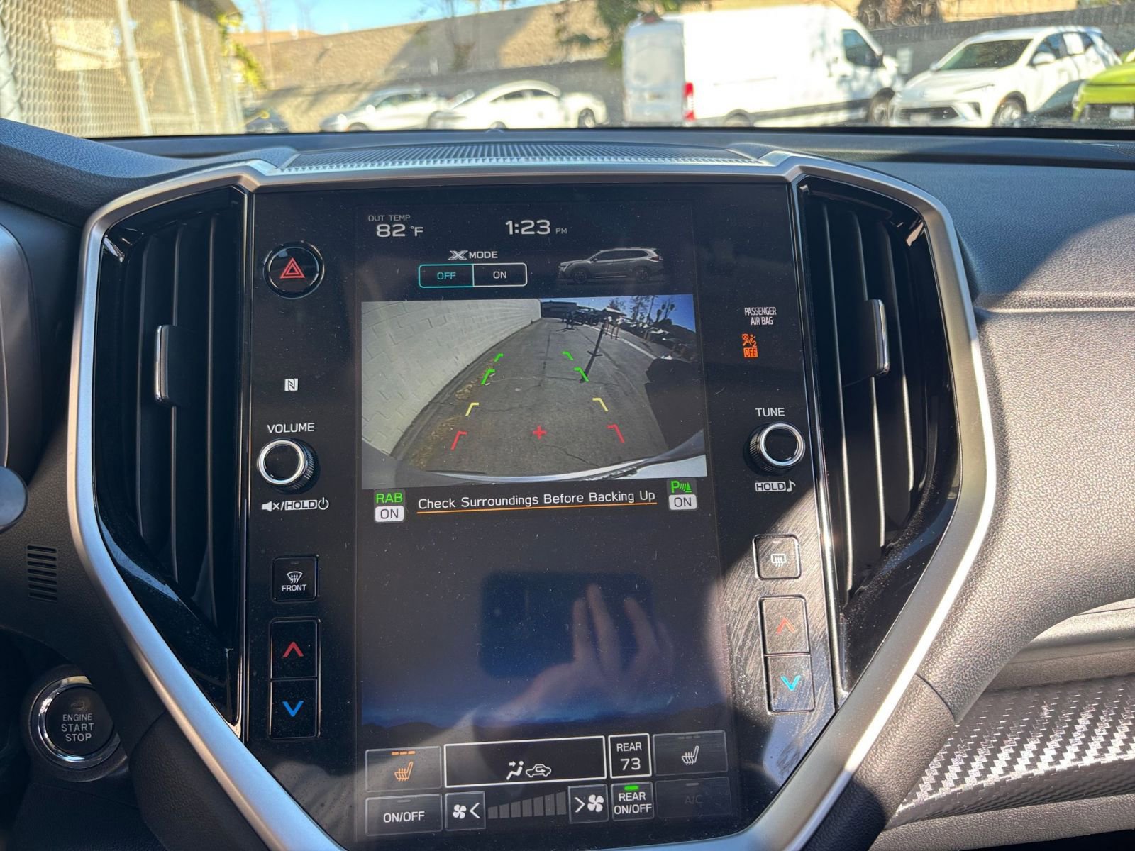 Used 2024 Subaru Ascent Premium w/ Convenience Package image 17