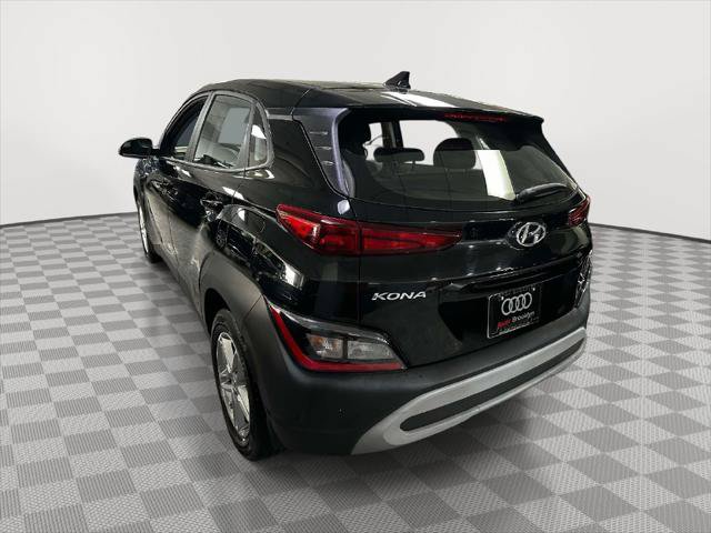 Used 2023 Hyundai Kona SE w/ Cargo Package AWD/4WD image 5