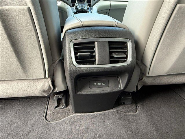 Used 2023 Acura RDX w/ Technology Package FWD image 17