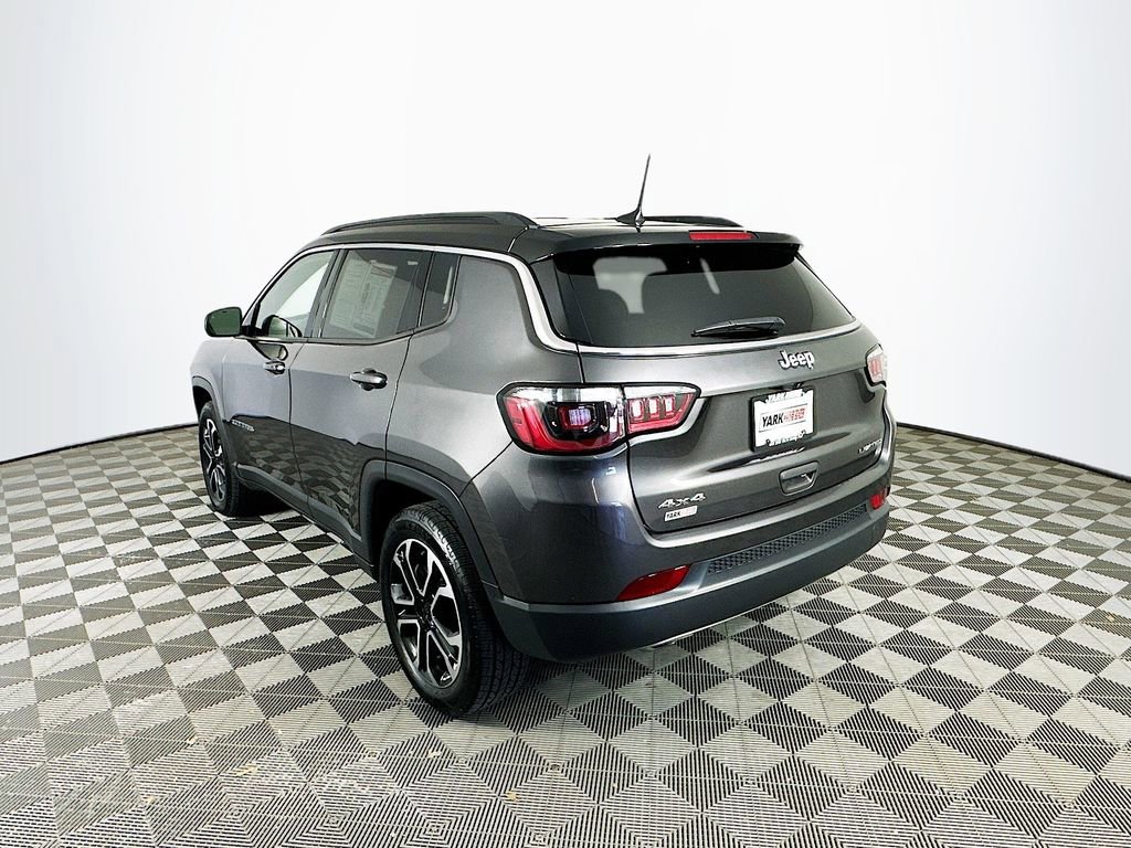 Used 2023 Jeep Compass Limited image 7