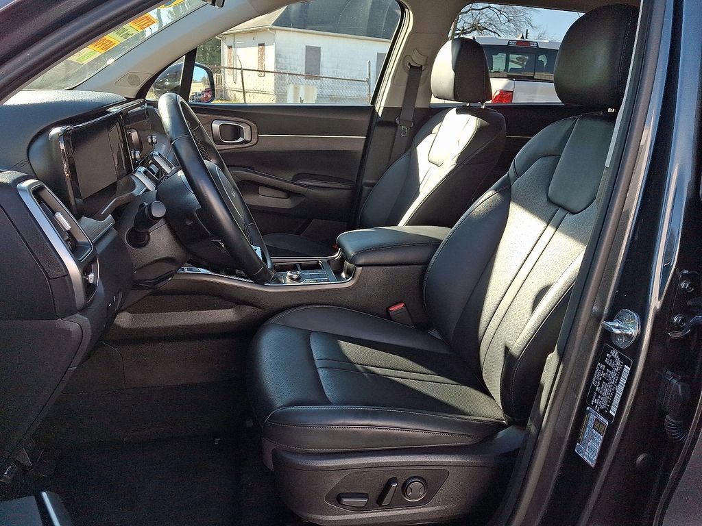 Used 2022 Kia Sorento S image 15