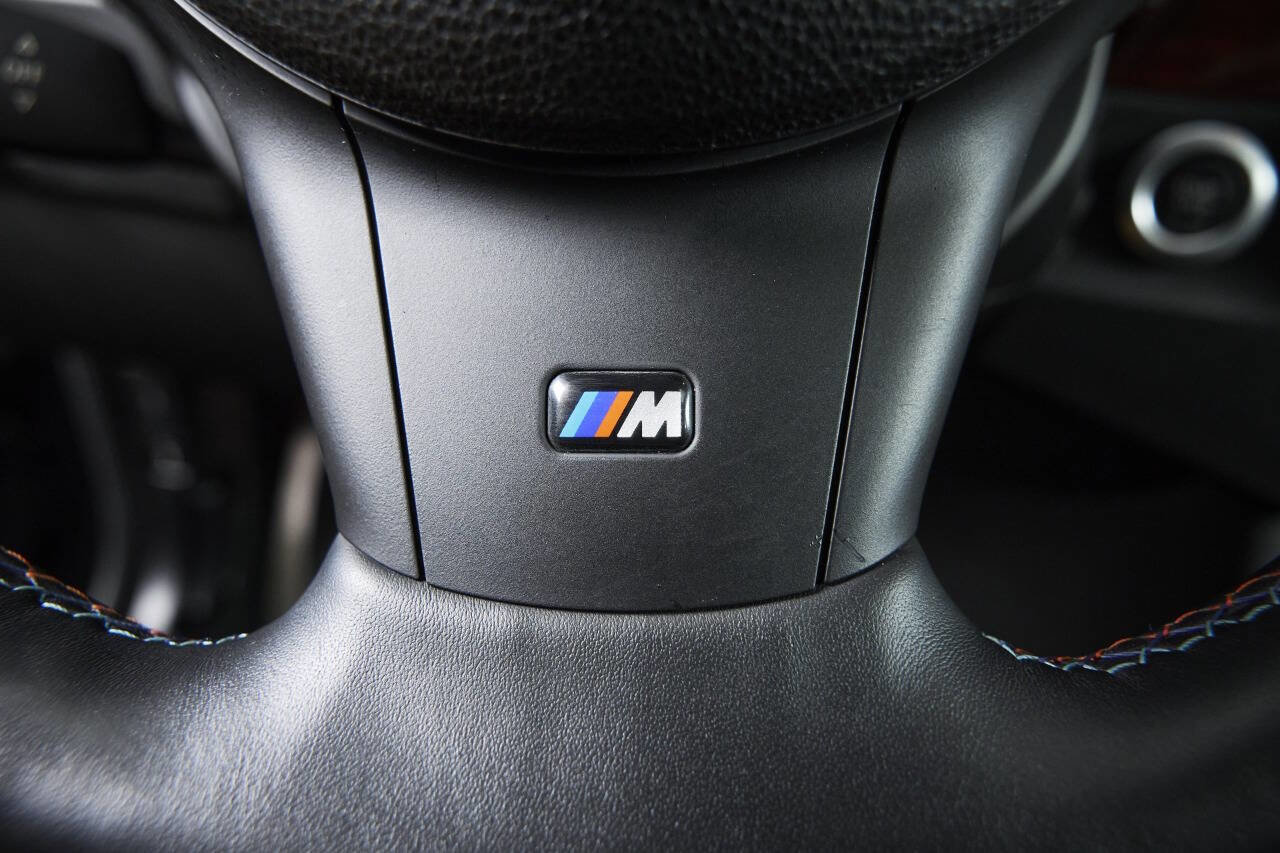 Used 2008 BMW M5 image 65