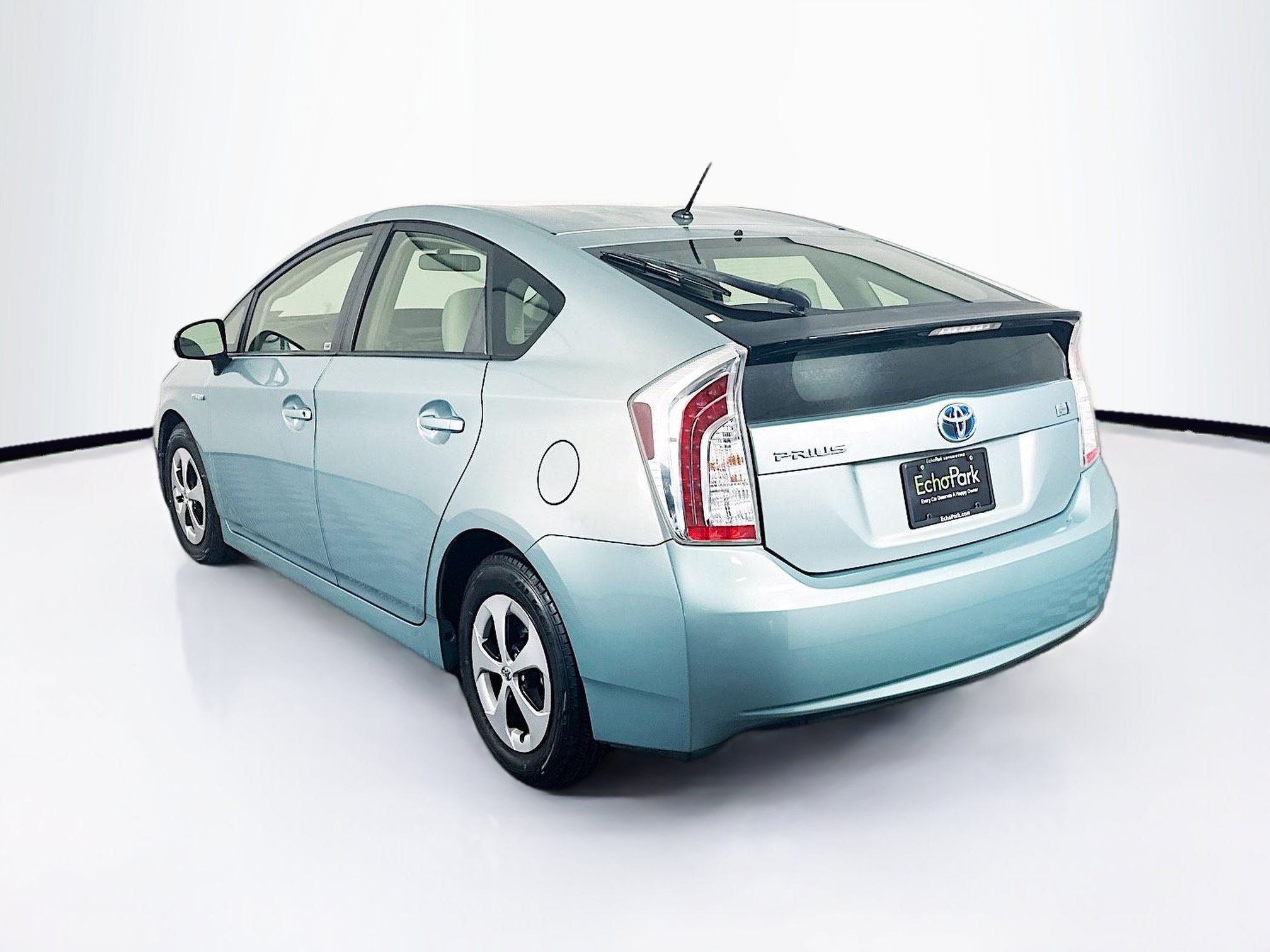 Used 2013 Toyota Prius Two FWD image 5