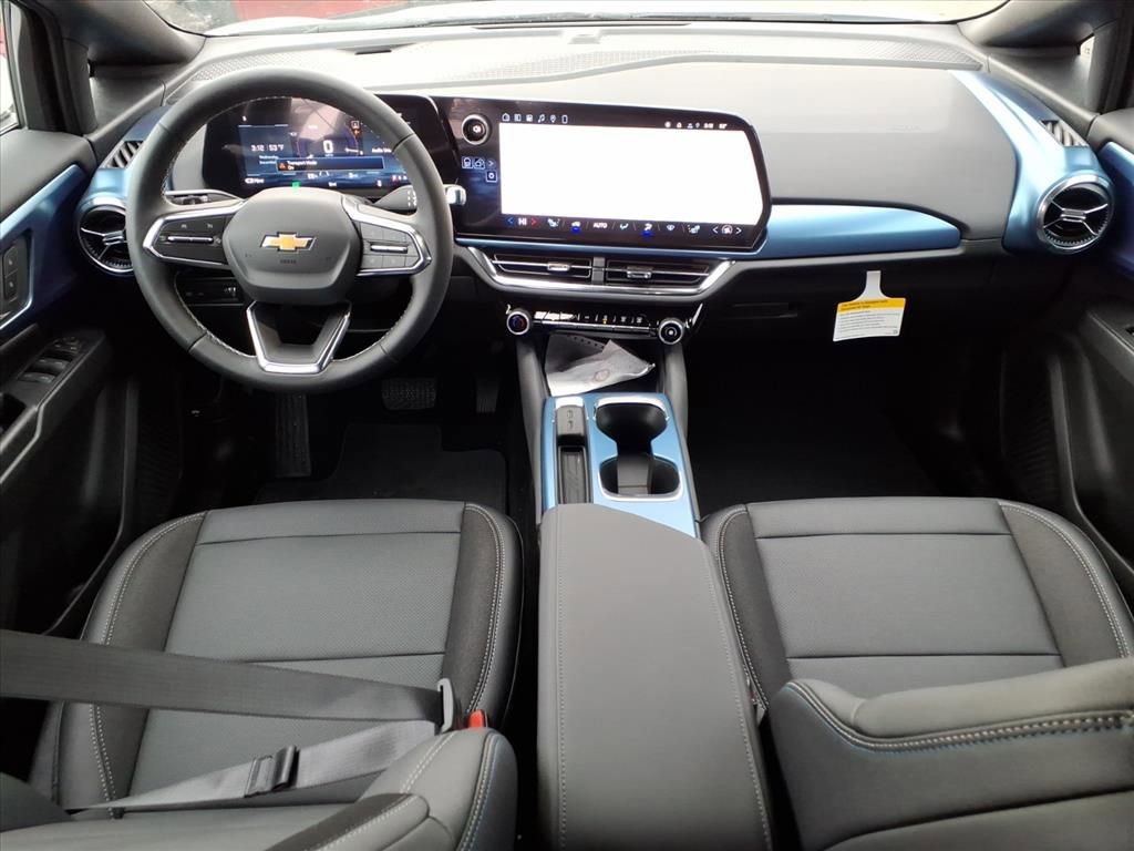 New 2026 Chevrolet Equinox EV LT image 14