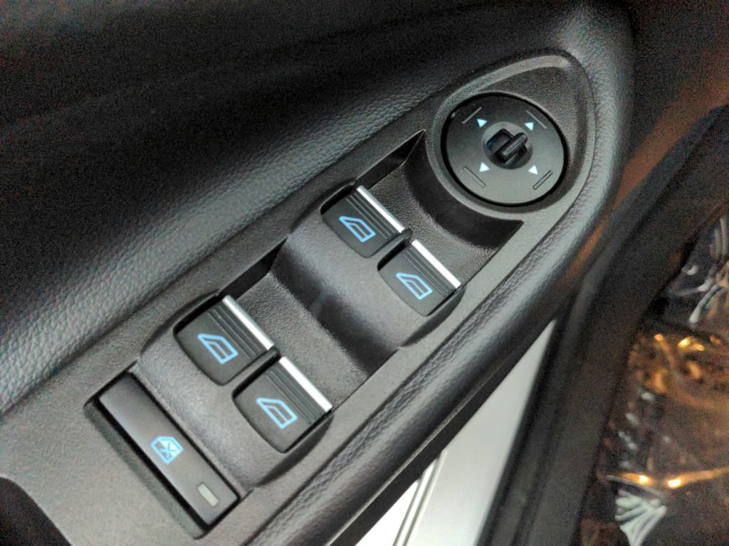 Used 2019 Ford Escape SEL AWD/4WD image 23