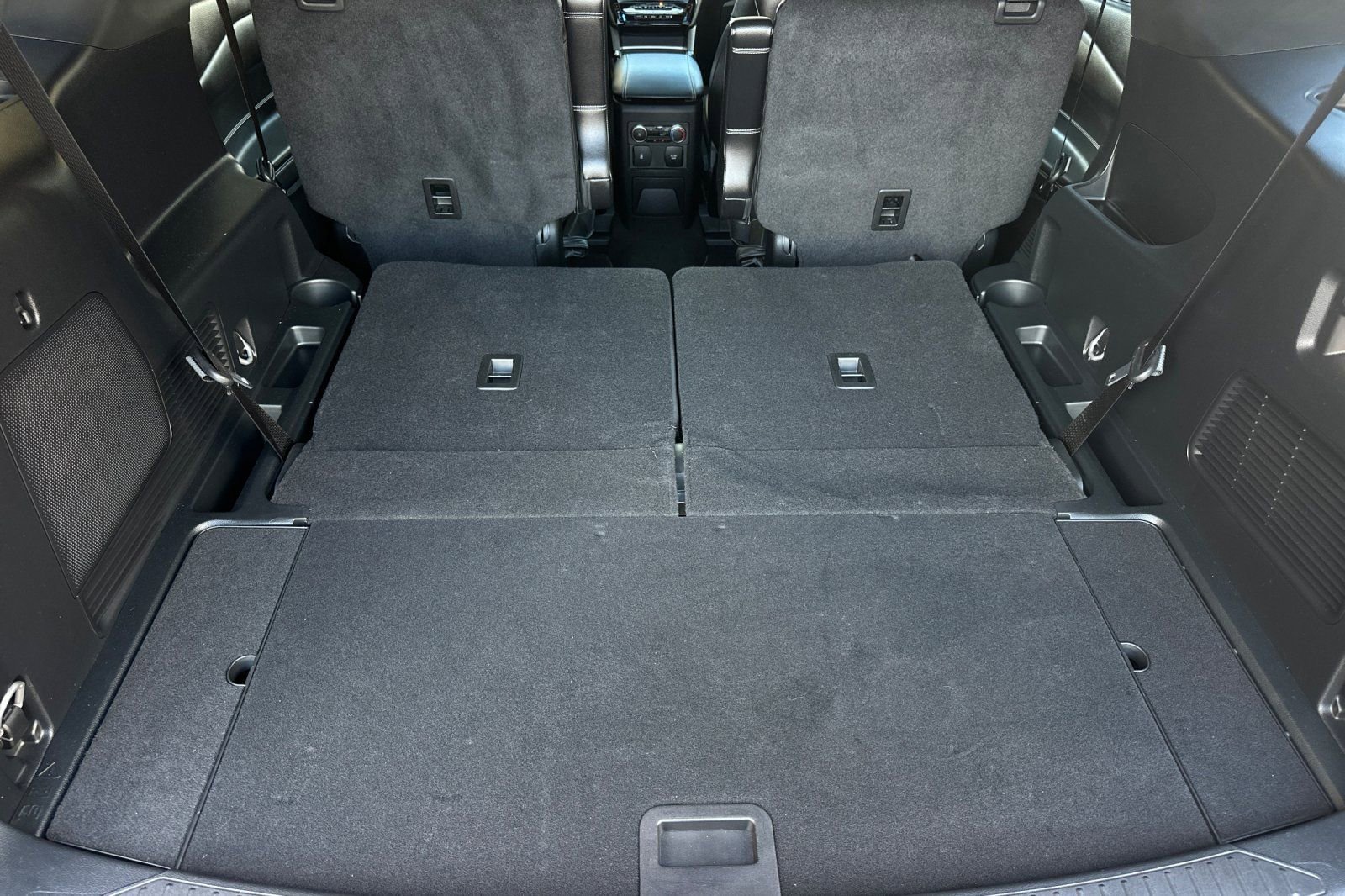 Certified 2024 Ford Explorer ST w/ Equipment Group 401A image 15