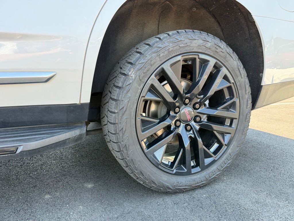 Used 2021 GMC Yukon Denali AWD/4WD image 32