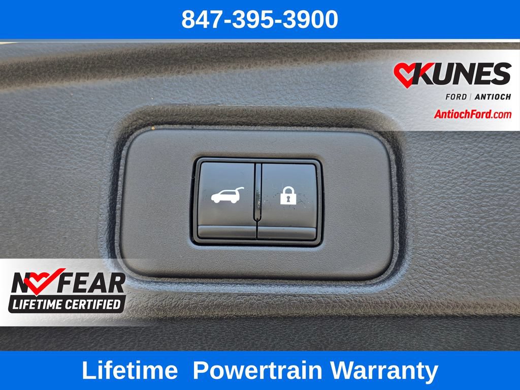 Used 2025 Nissan Pathfinder SV FWD image 28