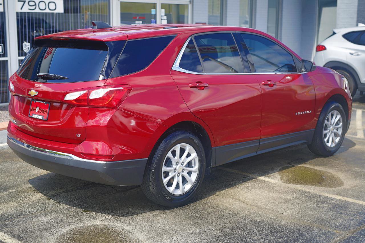 Used 2018 Chevrolet Equinox LT FWD image 16