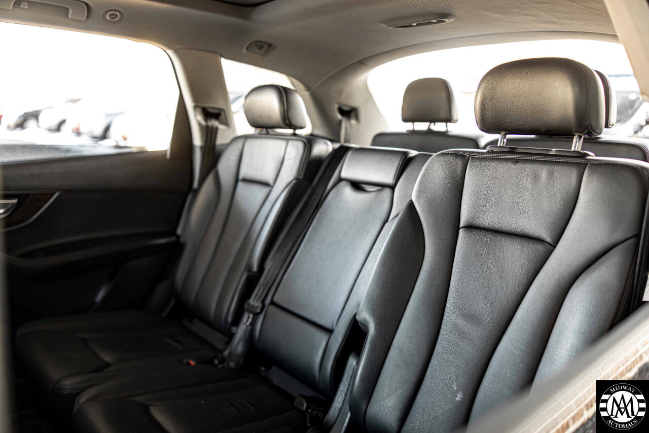 Used 2017 Audi Q7 3.0T Premium Plus image 34