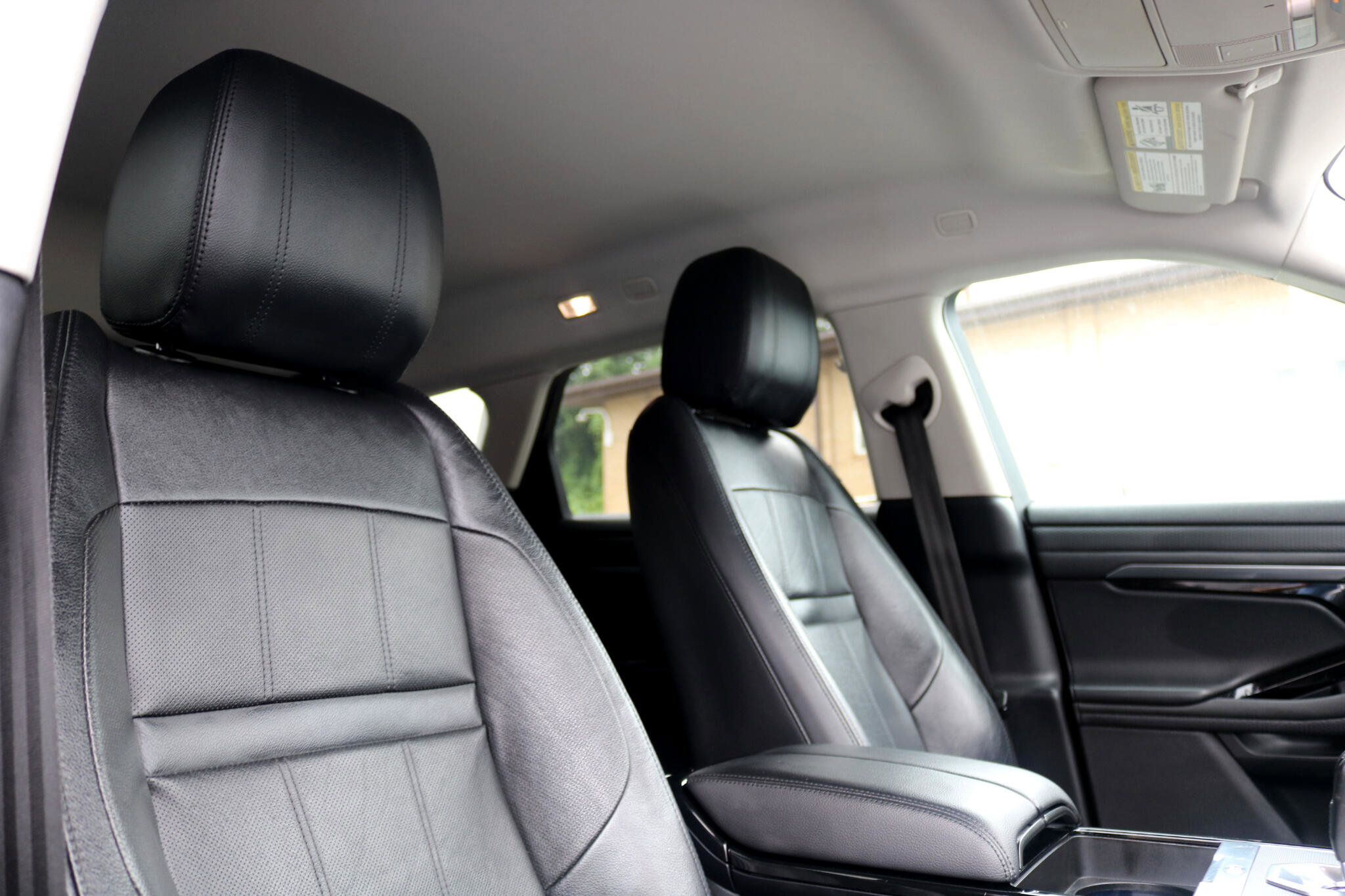 Used 2020 Land Rover Range Rover Evoque S image 44