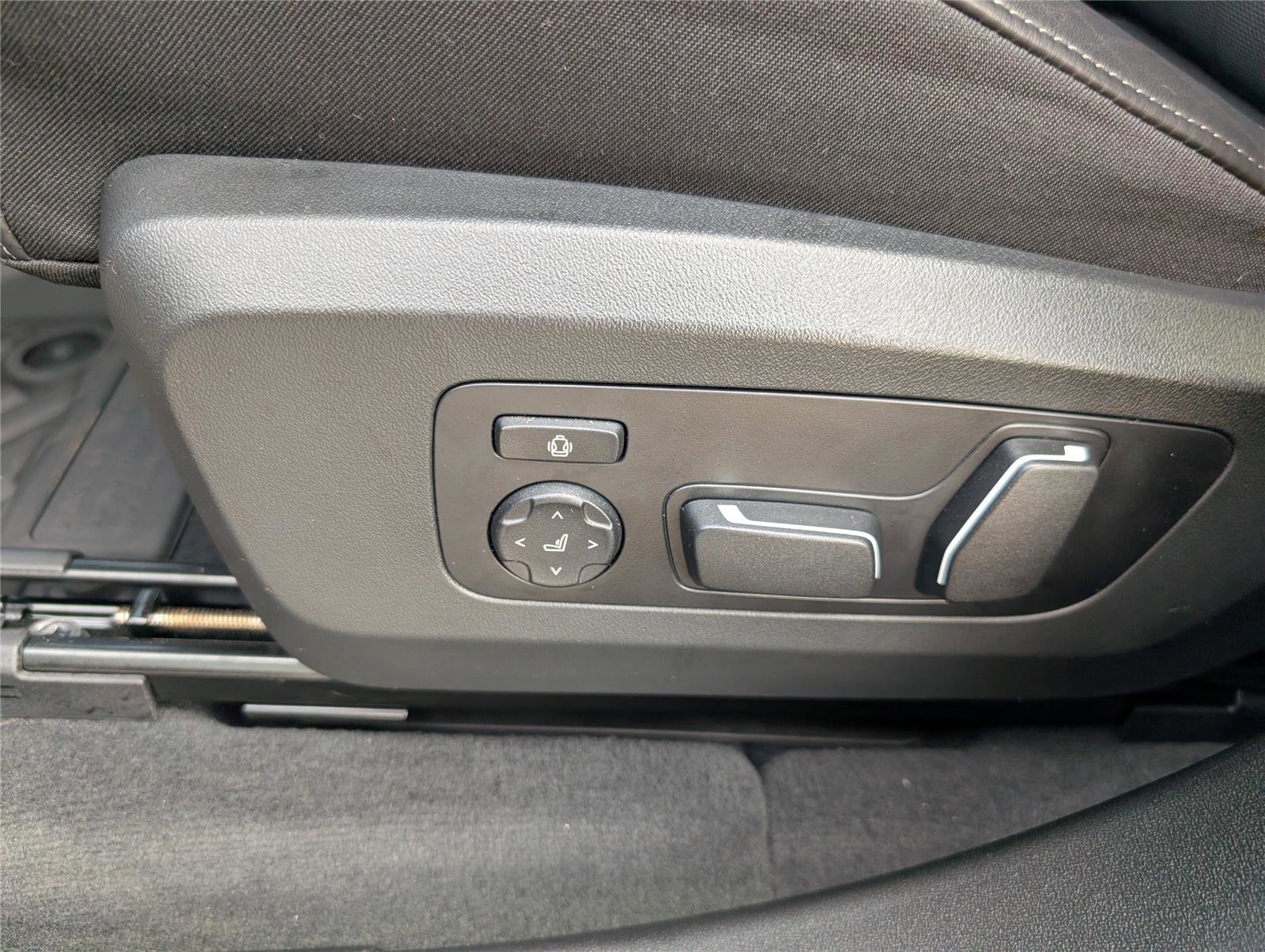 Used 2025 BMW X3 M50 image 13