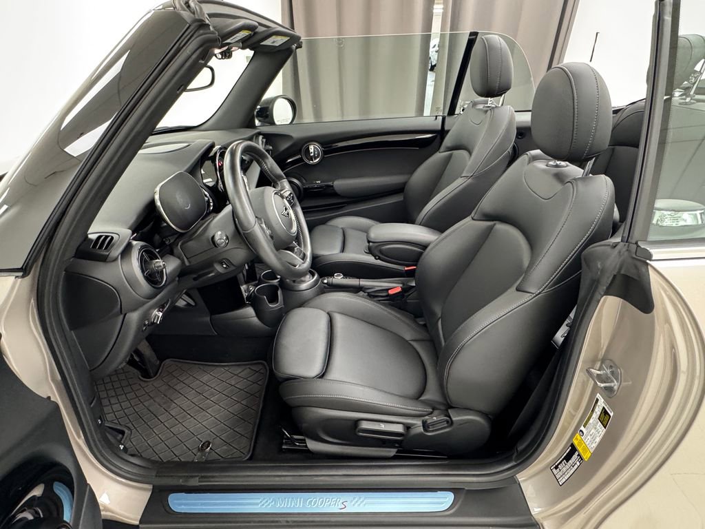 Used 2023 MINI Cooper S image 18