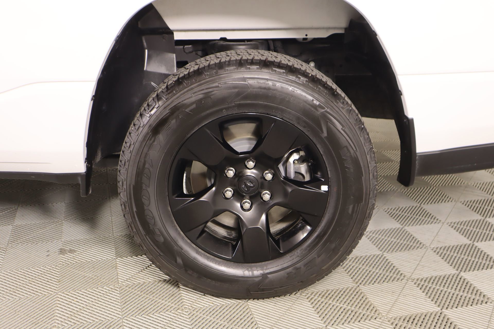 Used 2025 RAM 1500 Tradesman w/ Night Edition image 17