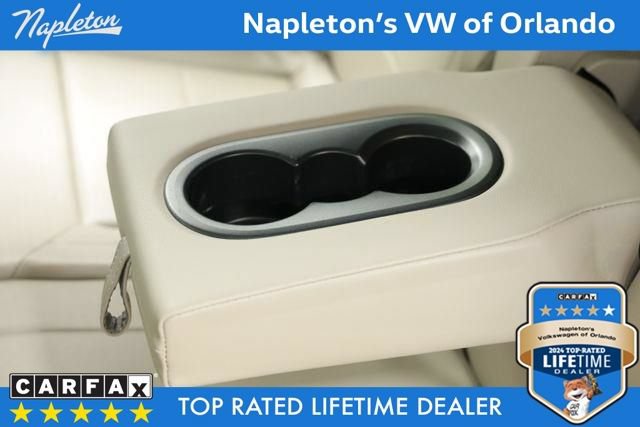 Certified 2022 Volkswagen Atlas SE w/ Black Wheel Package FWD image 35