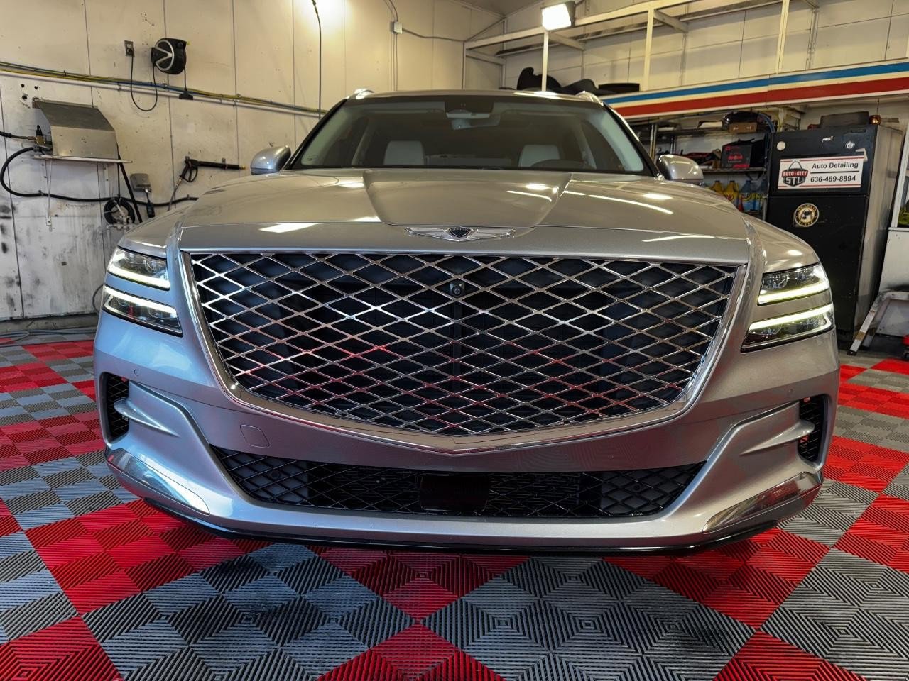 Used 2022 Genesis GV80 2.5T w/ Prestige Package 04 image 2