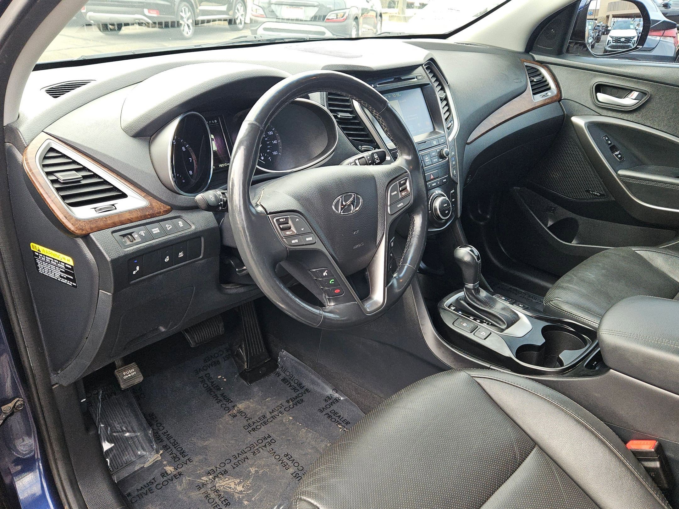 Used 2018 Hyundai Santa Fe Limited image 11