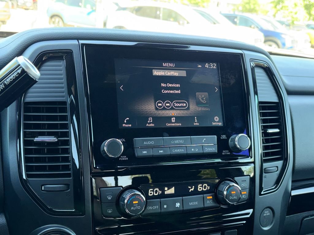 Used 2024 Nissan Titan SV w/ SV Convenience Package AWD/4WD image 16