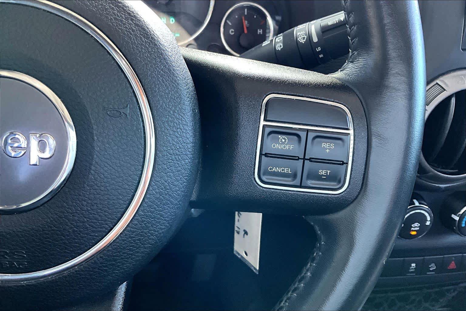 Used 2018 Jeep Wrangler Sport AWD/4WD image 22